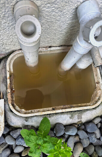 https://blockeddrainskoondoola.com.au/uploads/2025/07/blocked-drains-82500.jpg