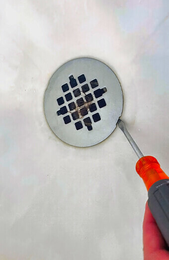 https://blockeddrainskoondoola.com.au/uploads/2025/07/blocked-shower-drains-73622.jpg