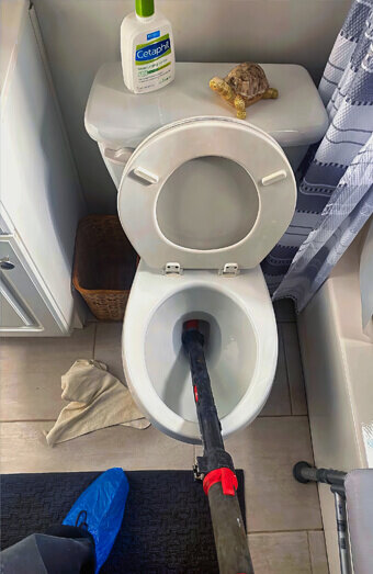 https://blockeddrainskoondoola.com.au/uploads/2025/07/blocked-toilet-54169.jpg